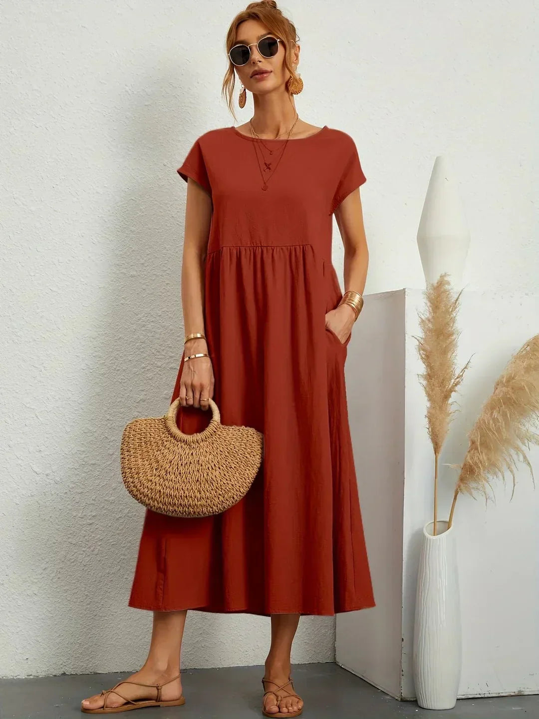 Ilse | Midi jurk in tijdloze vloeibare elegantie