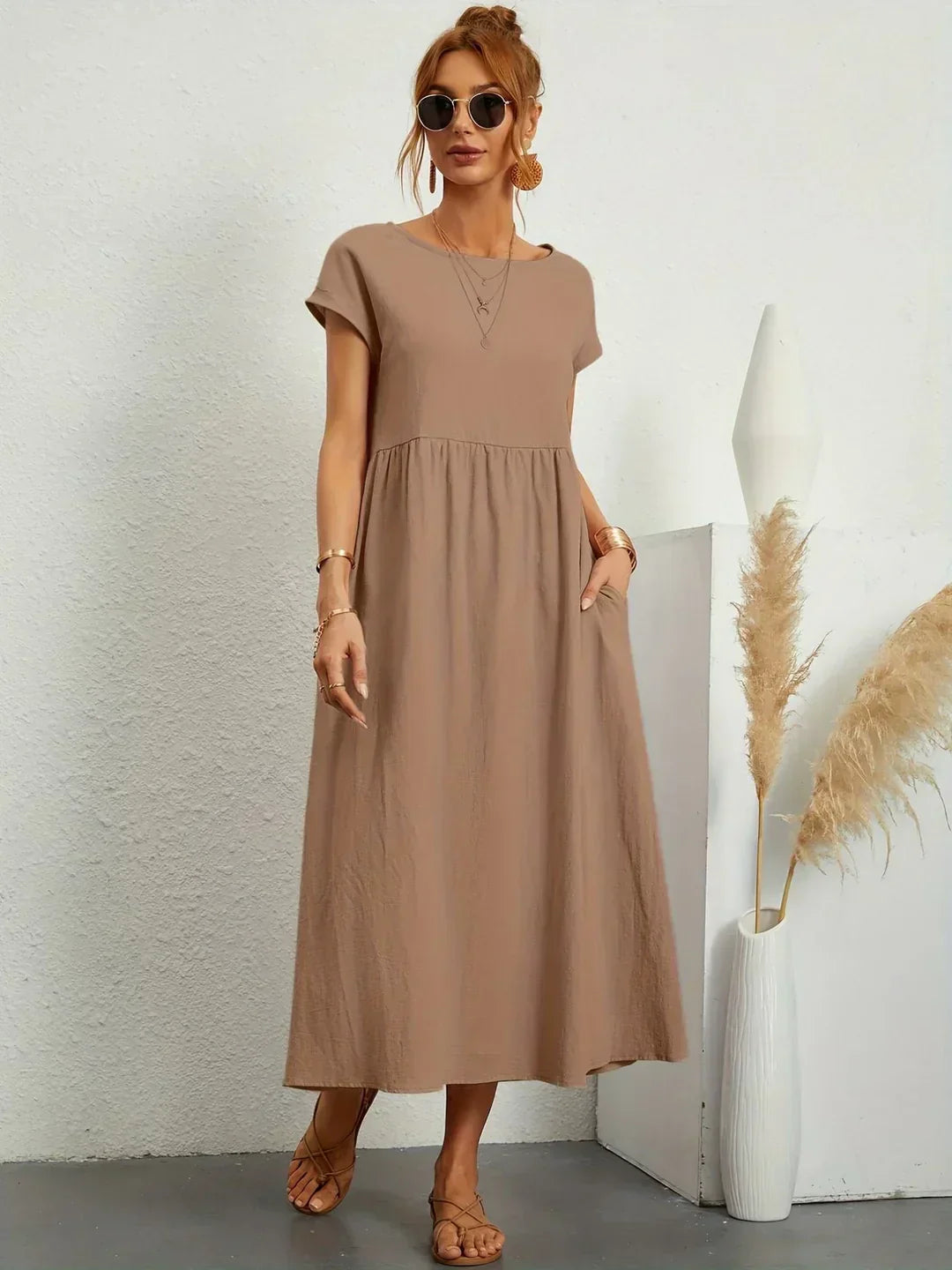 Ilse | Midi jurk in tijdloze vloeibare elegantie