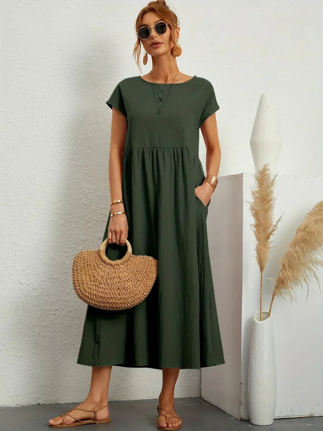 Ilse | Midi jurk in tijdloze vloeibare elegantie